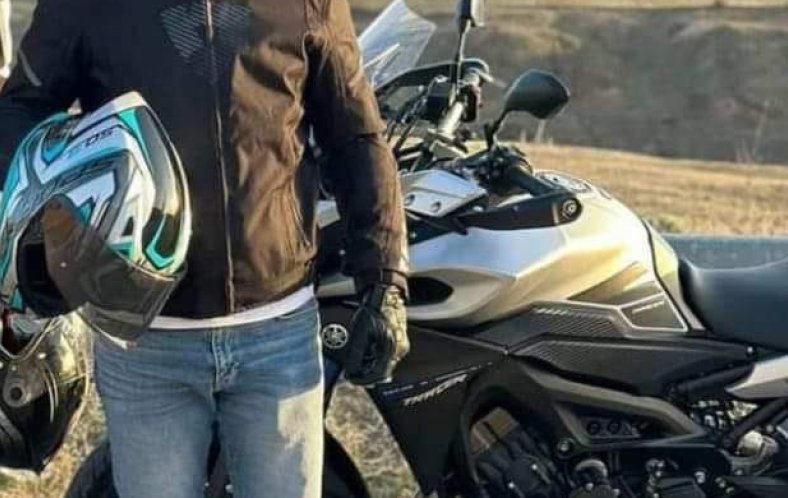 Kepçeyle çarpışan motosikletin sürücüsü hayatını kaybetti