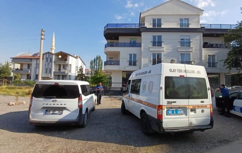 3. KATTAN DÜŞEN TEMİZLİK İŞÇİSİ AĞIR YARALANDI