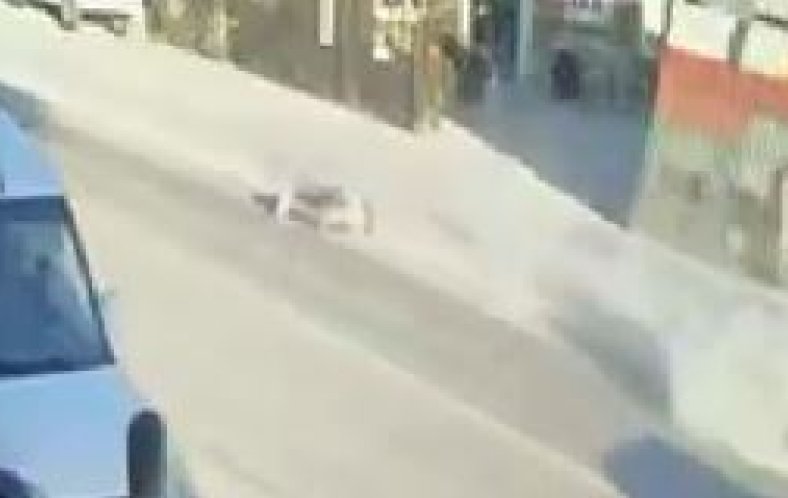 Eskil’de Motosiklet Kazası: 15 Yaşındaki Çocuk Yaralandı
